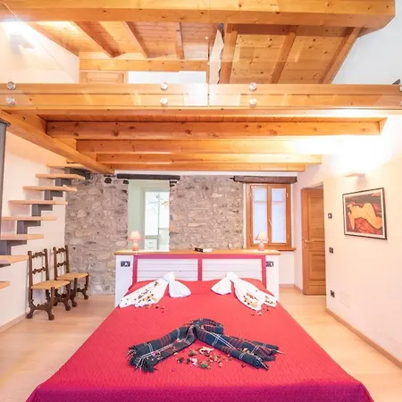 Apartment Claudia Tuscany Style Lezzeno